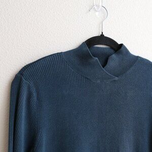 Coldwater Creek Green Silk-Blend Mock Neck Sweater (Size M)  long sleeves